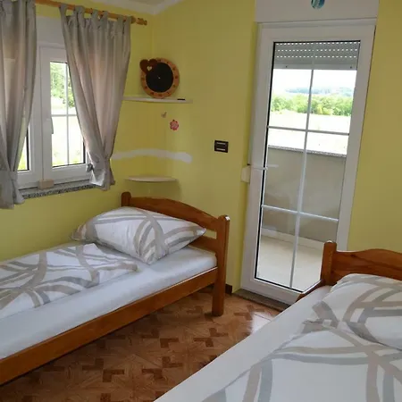 Apartman Ika Umag Exterior photo
