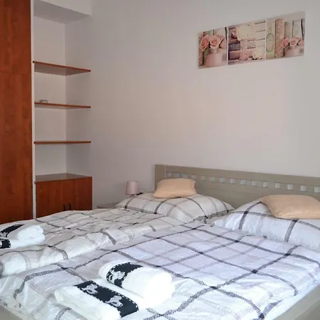 Apartman Ika Umag Exterior photo